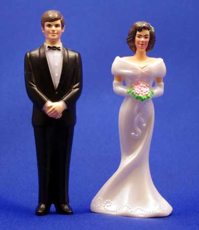 Bride and Groom Figures- Caucasian Bride and Groom Figures- Caucasian